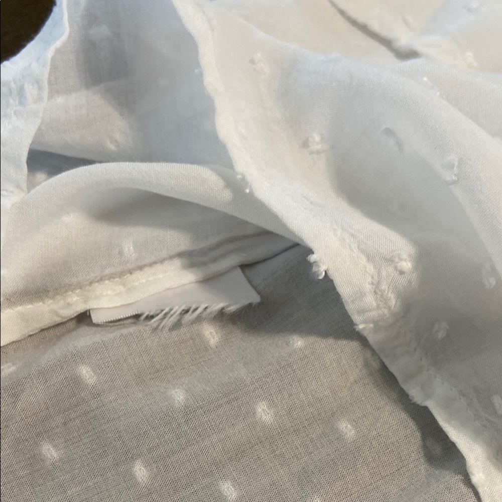 Embroidered White Blouse with Intricate Embroidered Design, Tommy Bahama, sz XXS - Picture 9 of 9